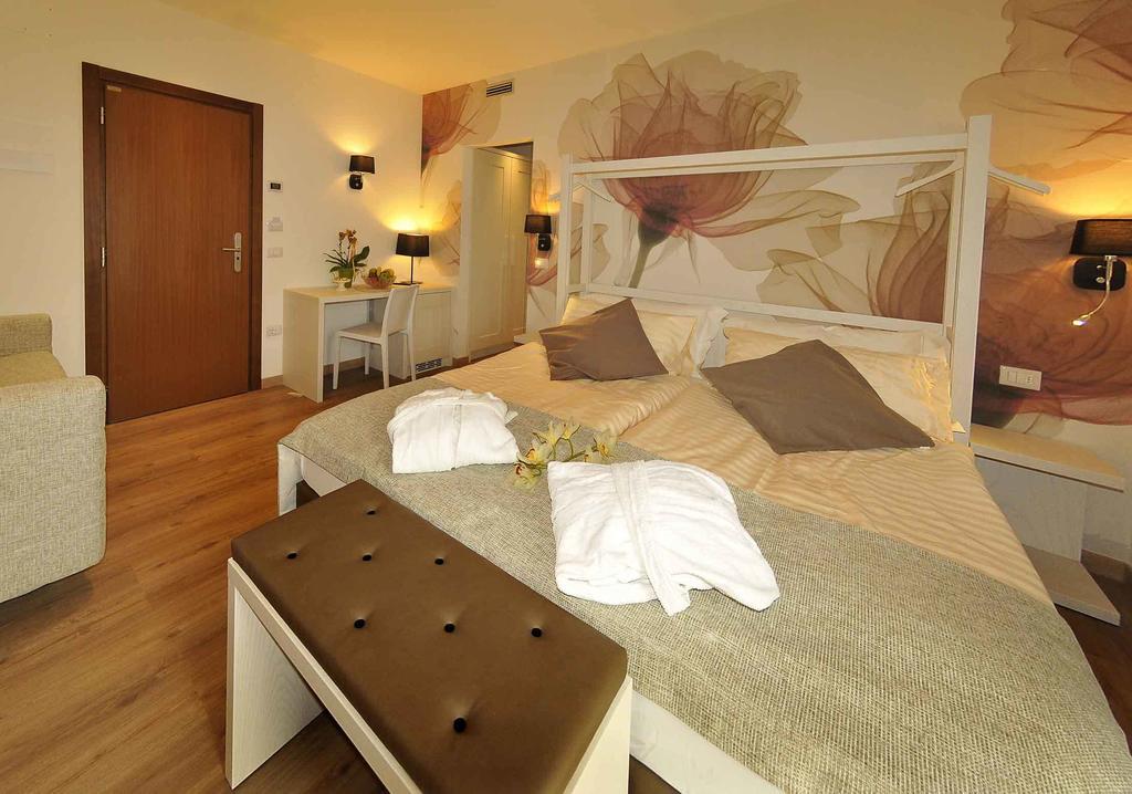Hotel Florida Levico Terme Kamer foto