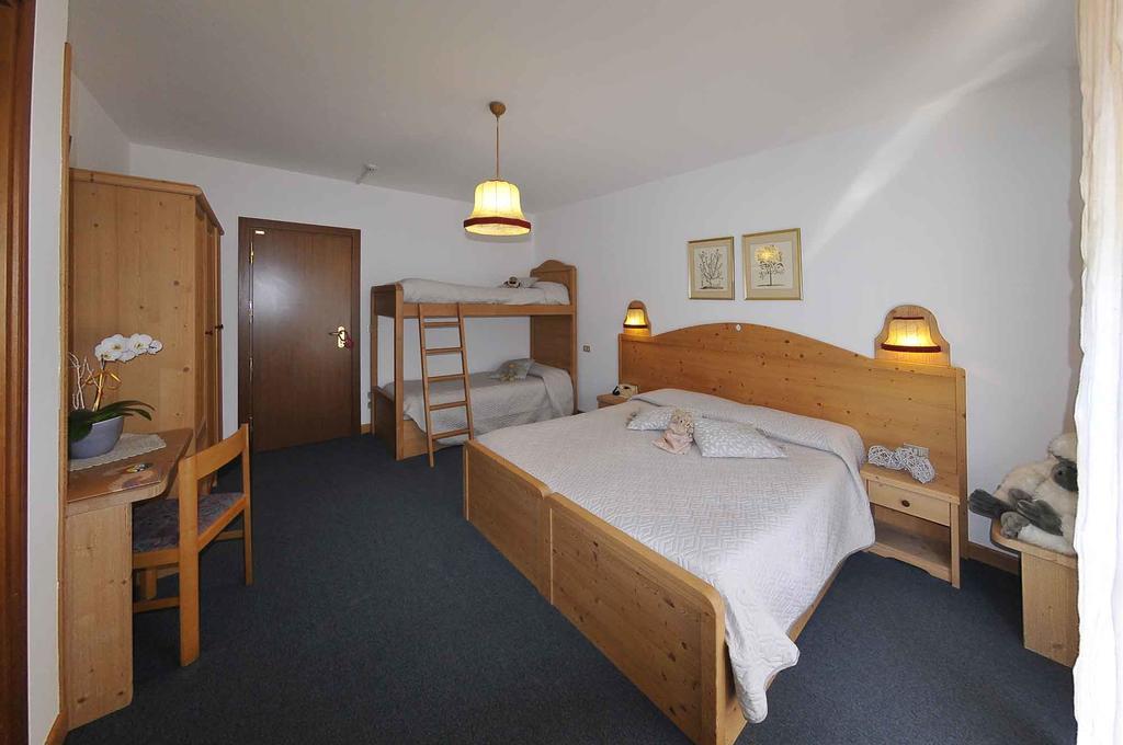Hotel Florida Levico Terme Buitenkant foto