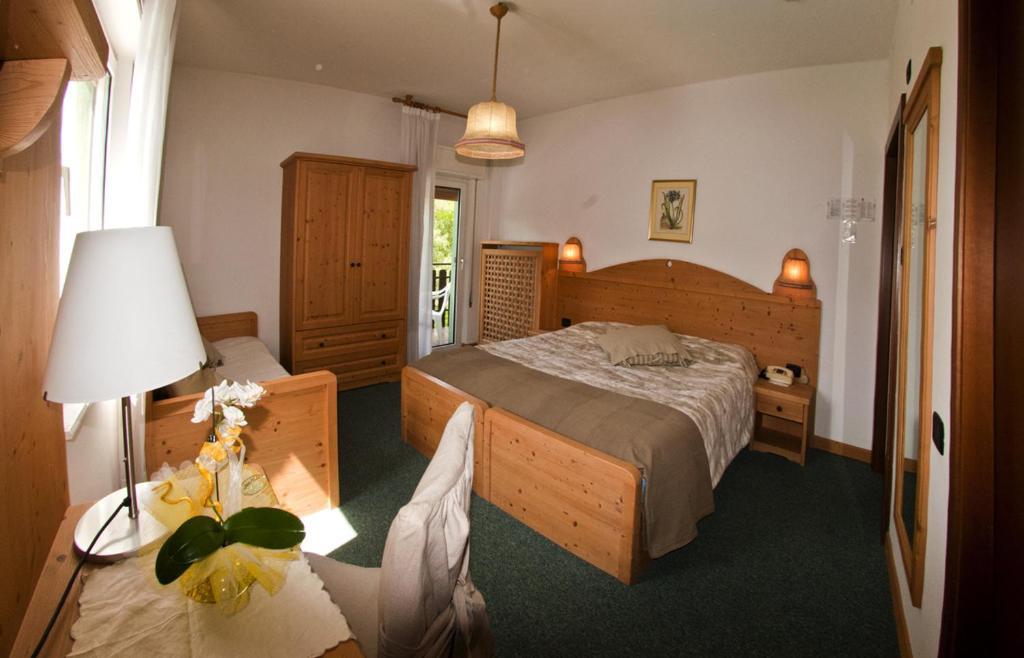 Hotel Florida Levico Terme Kamer foto