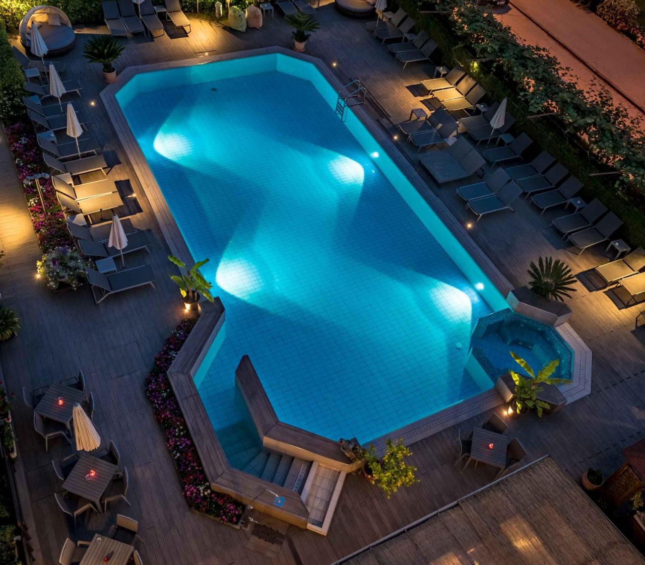 Hotel Florida Levico Terme Buitenkant foto